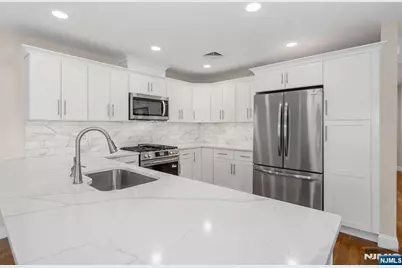 20 Zazzetti 1 #1, Waldwick, NJ 07463 - Photo 3