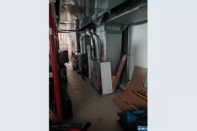 422 Anderson Avenue, Cliffside Park, NJ 07010 - Photo 27