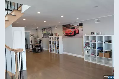 422 Anderson Avenue, Cliffside Park, NJ 07010 - Photo 7