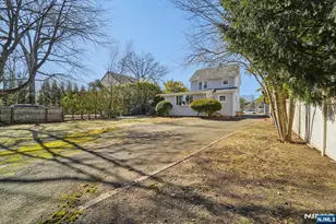 359 Bogert Bogert, Ridgewood, NJ 07450 - Photo 13