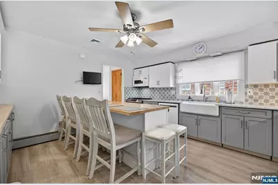 1-20 Kenneth Avenue, Fair Lawn, NJ 07410 - Photo 5