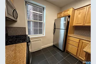 8600 Boulevard East 4G #4G, North Bergen, NJ 07047 - Photo 9