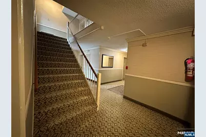 8600 Boulevard East 4G #4G, North Bergen, NJ 07047 - Photo 3