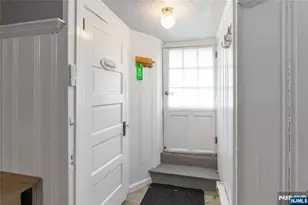 1283 Valley Road 7, Montclair, NJ 07043 - Photo 3