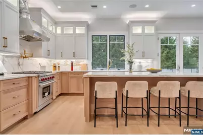 7 Central Avenue, Demarest, NJ 07627 - Photo 13