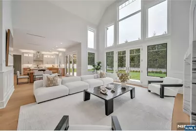 7 Central Avenue, Demarest, NJ 07627 - Photo 11