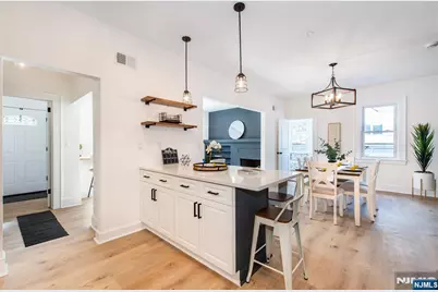 363 Marlboro Road, Englewood, NJ 07631 - Photo 5