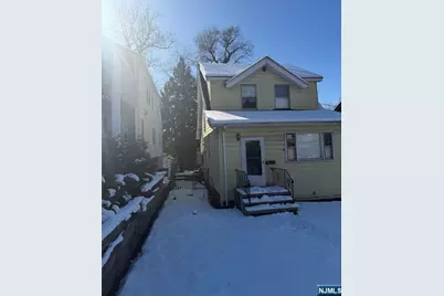 238 Van Nostrand Avenue, Englewood, NJ 07631 - Photo 3