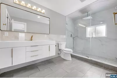 475 Cedar Lane, Paramus, NJ 07652 - Photo 17