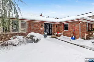 475 Cedar Ln, Paramus, NJ 07652 - Photo 29