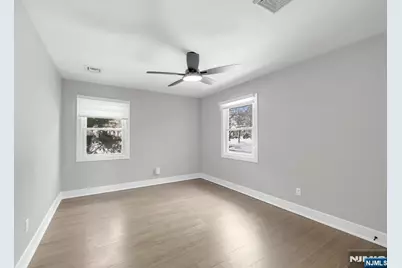 475 Cedar Lane, Paramus, NJ 07652 - Photo 19