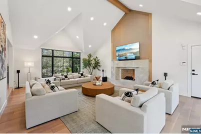 388 Freemans Lane, Franklin Lakes, NJ 07417 - Photo 7