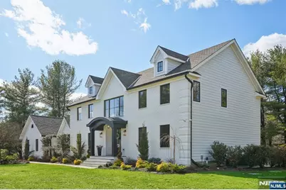 388 Freemans Lane, Franklin Lakes, NJ 07417 - Photo 3