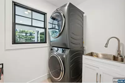 388 Freemans Lane, Franklin Lakes, NJ 07417 - Photo 21