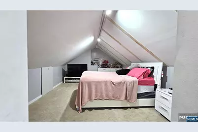 213-215 Vernon Avenue, Paterson, NJ 07503 - Photo 17