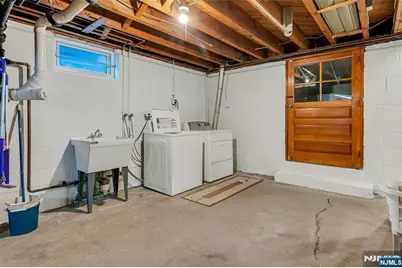 101 Schuyler Avenue, Pompton Lakes, NJ 07442 - Photo 25