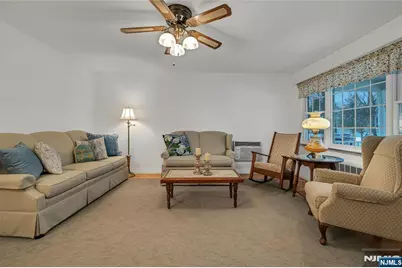 101 Schuyler Avenue, Pompton Lakes, NJ 07442 - Photo 3