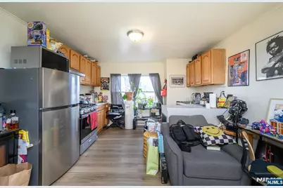 1053 Hunterdon Street, Newark, NJ 07112 - Photo 35
