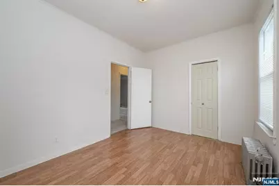 1053 Hunterdon Street, Newark, NJ 07112 - Photo 27