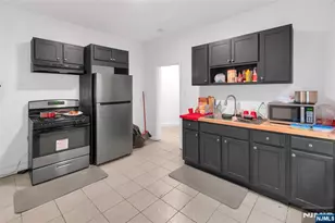 267-269 Leslie St, Newark, NJ 07112 - Photo 17