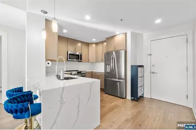 1 Carriage City Plaza 904 #904, Rahway, NJ 07065 - Photo 3