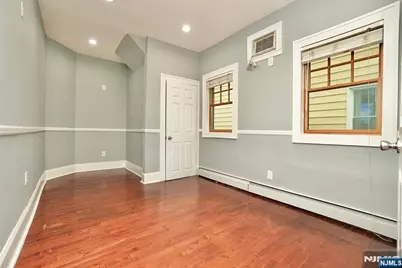 81 Berkeley Avenue, Bloomfield, NJ 07003 - Photo 9