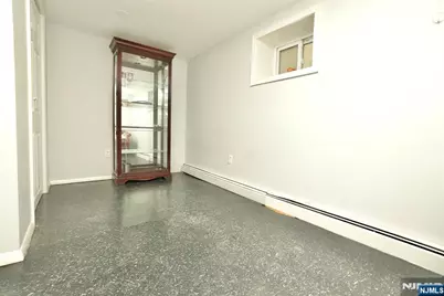 81 Berkeley Avenue, Bloomfield, NJ 07003 - Photo 39