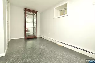 81 Berkeley Ave, Bloomfield, NJ 07003 - Photo 39