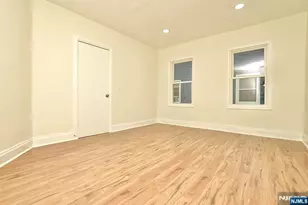 81 Berkeley Ave, Bloomfield, NJ 07003 - Photo 27