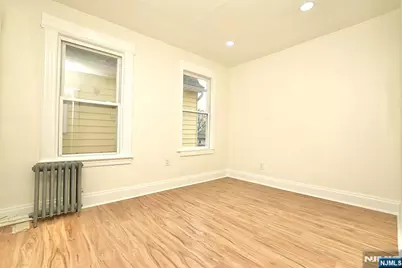 81 Berkeley Avenue, Bloomfield, NJ 07003 - Photo 17