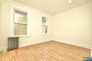 81 Berkeley Ave, Bloomfield, NJ 07003 - Photo 17