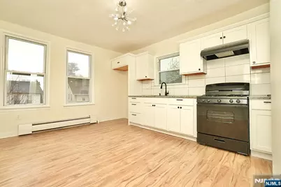 81 Berkeley Avenue, Bloomfield, NJ 07003 - Photo 13