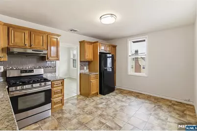 61 Morris Place, Bloomfield, NJ 07003 - Photo 5