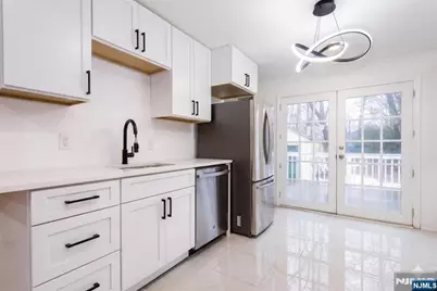 14 Highwood Avenue, Glen Rock, NJ 07452 - Photo 3