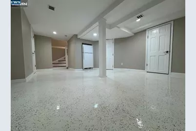 8 Dohrman Avenue, Teaneck Township, NJ 07666 - Photo 17