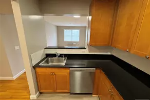 333 Willow Street 202, Teaneck Township, NJ 07666 - Photo 5