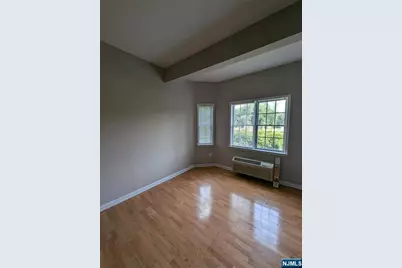 333 Willow Street 202 #202, Teaneck Township, NJ 07666 - Photo 15