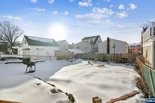 96-98 Beaumont Pl, Newark, NJ 07104 - Photo 21