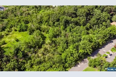 6 Columbus Avenue, Totowa, NJ 07512 - Photo 5