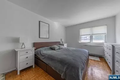 1111 River Road E20 #E20, Edgewater, NJ 07020 - Photo 9