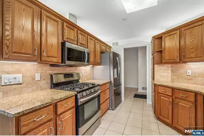 69 Turnberry Road 2 #2, Little Falls Township, NJ 07424 - Photo 13