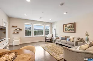 5201 Rio Vista Ln, Northvale, NJ 07647 - Photo 11