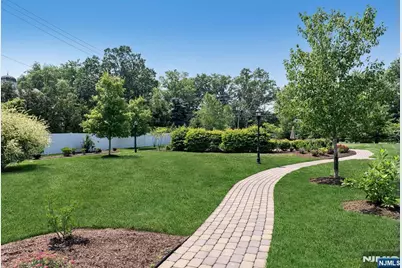 5201 Rio Vista Lane, Northvale, NJ 07647 - Photo 33