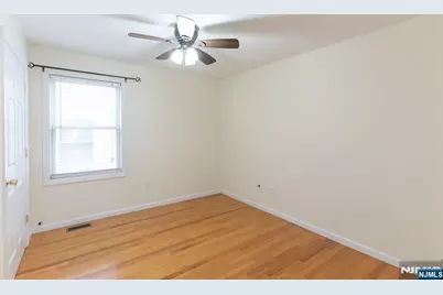 260 Custer Avenue 1 #1, Jersey City, NJ 07305 - Photo 7