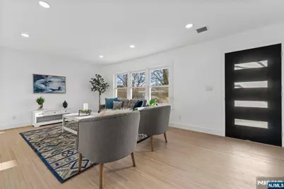 177 Rockwood Place, Englewood, NJ 07631 - Photo 5