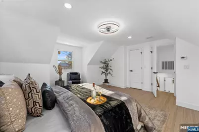 177 Rockwood Place, Englewood, NJ 07631 - Photo 25