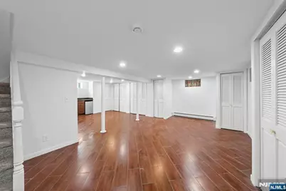 508 Saint Pauls Avenue, Cliffside Park, NJ 07010 - Photo 17