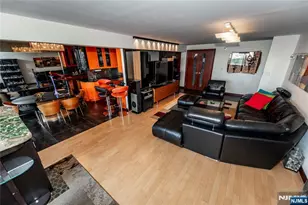 250 Gorge 8 C, Cliffside Park, NJ 07010 - Photo 23