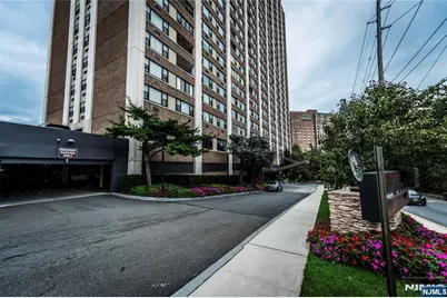 250 Gorge 8 C #8 C, Cliffside Park, NJ 07010 - Photo 43