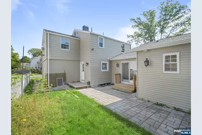 32 E Harrison Place, Livingston, NJ 07039 - Photo 29